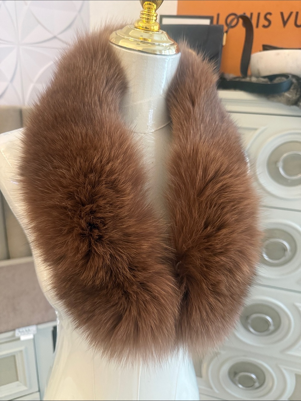 Real Fox fur clip on scarf